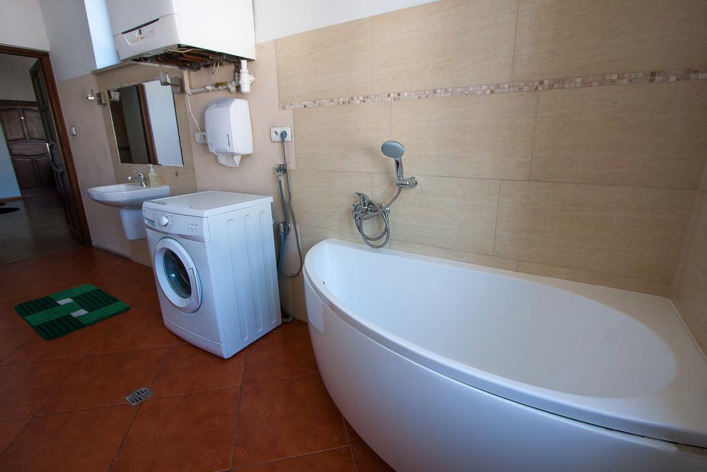 Hostel 4You Bielsko-Biała Esterno foto